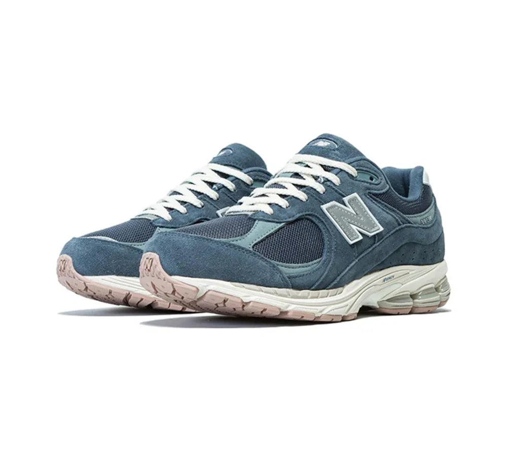 New-Balance-2002R